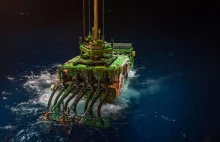 Prototypowa maszyna do górnictwa głębinowego utknęła na głębokości ponad 4 km