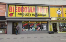 "Biedromarket" z ubraniami za 10 zł. Biedronka zdziwiona