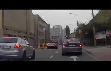 Potrącenie pieszego na pasach przez samochód!