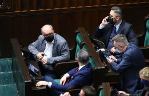 Sejm przegłosował ratyfikację Funduszu Odbudowy. "Lewica zapleczem PiS"