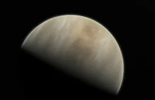 W atmosferze Wenus wykryto sygnał radiowy o niskiej częstotliwości
