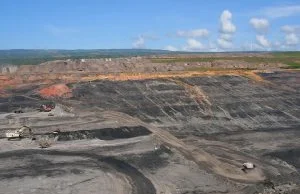 Kolumbia: Byli pracownicy kopalni zablokowali tory, wstrzymując transport...