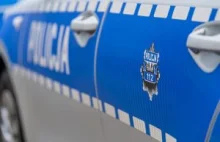 Wypadek na linii kolejowej Warszawa – Skierniewice. Kierowca zakleszczony...