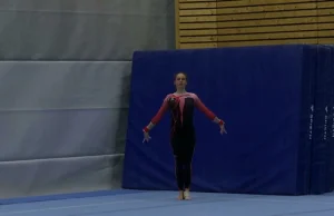 21-letnia gimnastyczka promuje stroje zakrywające ciało