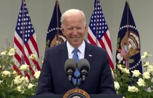 Biden: Jak jesteś zaszczepiony to zdejmij maskę [ENG]