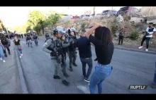 Siły izraelskie walczą z mieszkańcami i demonstrantami w Sheikh Jarrah