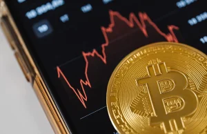 Bitcoin zalicza krach. Notowania spadły poniżej 40 tys. dolarów