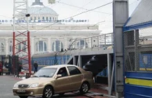 Koleje Ukraińskie ponownie proponują przewóz aut w pociągach