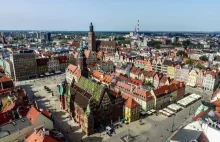 Ile zarabia wrocławska władza? Miliony złotych