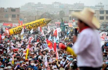 Syn analfabetów oraz farmer w II turze wyborów prezydenckich w Peru
