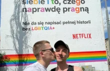 Netflix wspiera osoby LGBT muralem z 'Sex Education'