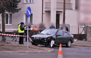 Jeden z kuzynów potrącił człowieka, do więzienia poszedł drugi.