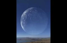 Księżyc widziany gdzieś pomiędzy Rosją a Kanadą