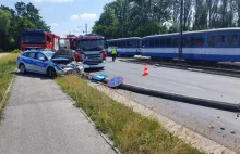 Kolejny radiowóz roztrzaskany w Krakowie