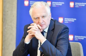 Gowin: "Nie ma podstaw prawnych do sprawdzania zaszczepienia klientów"