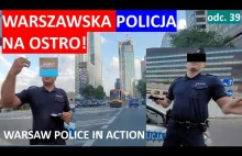 Policjanci z Warszawy zaczepiają człowieka, łamią prawo.