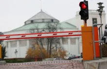 Służby o ataku hakerskim: Na liście ponad 4000 adresów