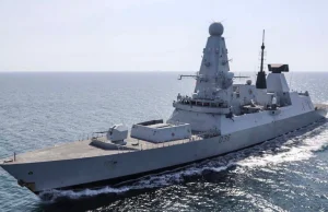Krym: Ostrzegawcze strzały i bomby dla brytyjskiego okrętu? Fałszywe dane...