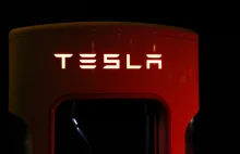 Tesla ujawnia swój nowy superkomputer do trenowania Autopilota