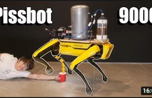 Pissbot 9000 - robot od Boston Dynamics sikąjący piwem