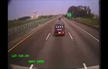 Wypadek autobusu na autostradzie