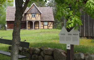 Najstarszy skansen w Polsce - Park Etnograficzny we Wdzydzach Kiszewskich.