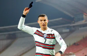 Kapitańska opaska Cristiano Ronaldo sprzedana za 75 tys. dolarów