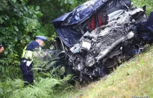 37-latek z Audi S7 był pod wpływem alkoholu. Miał cofnięte uprawnienia do...