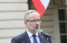 Według prokuratury minister zdrowia nie podlega orzecznictwu polskich...