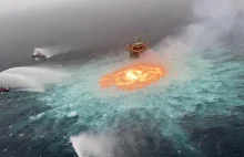 Płomień na powierzchni Zatoki Meksykańskiej, przypominający wielkie „oko ognia”