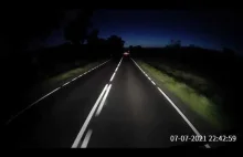 Kierowca ciężarówki oślepiany laserem.