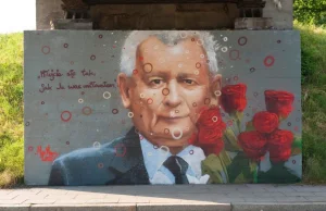 Mural z Jarosławem Kaczyńskim w Nowym Sączu