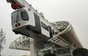 "Latający" pociąg już w Chinach. Na razie głównie jako atrakcja turystyczna