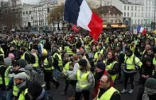 Francja: Dziś protest "żółtych kamizelek" po zapowiedziach Macrona