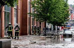 Niemcy: Co najmniej 11 osób zginęło, a 70 jest zaginionych w wyniku powodzi