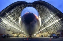 Chiny post. jeden z największych hangarów na świecie dla gigantycznego sterowca