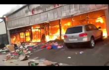 China Mall in South Africa has been burnt