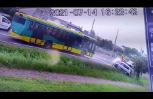 Czołowe zderzenie z Autobusem
