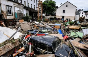Niemcy: Największa powódź od 300 lat, nie żyje 45 osób