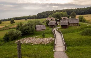 Osada Średniowieczna w Hucie Szklanej - co zobaczyć w okolicach Świętego Krzyża