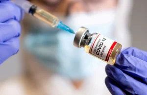 Holandia: Coraz więcej osób zaszczepionych z pozytywnym testem na koronawirusa