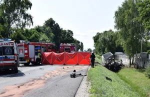 Ojciec z dwójką dzieci zginął w wypadku. Śledczy szukają nagrań zdarzenia