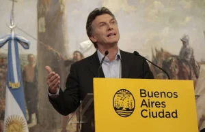 Były prezydent Argentyny wsparł prawicowy pucz w Boliwii. Stanie przed sądem