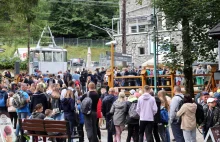 Zakopane przeżywa OBLĘŻENIE! Turyści chcą zdążyć przed kolejnym...