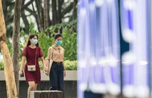 Singapur: 75 proc. zakażonych to zaszczepieni