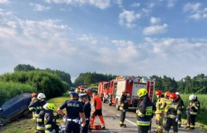 Zmarł mężczyzna ranny w wypadku pod Radomskiem. 36-latka trzeźwieje w...