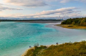 Jezioro Turkusowe - piękne i toksyczne. Kąpiel w nim może się źle skończyć
