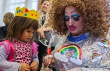 Szkocja: Pierwsza szkoła "drag queen". Dla nastolatków w wieku 11-18 lat