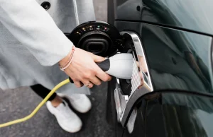 Samochody elektryczne będą tańsze w zakupie od spalinowych?