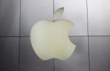 Apple dotknięty niedoborem półprzewodników Przez Investing.com